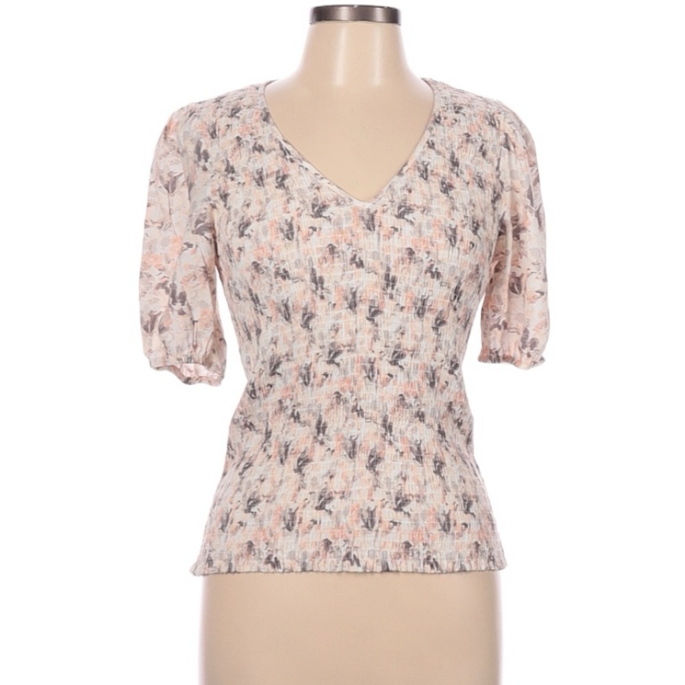 Excellent Condition, Woman’s Nine West Blouse, Size L, 36”C, 26”L, Short Sleeve